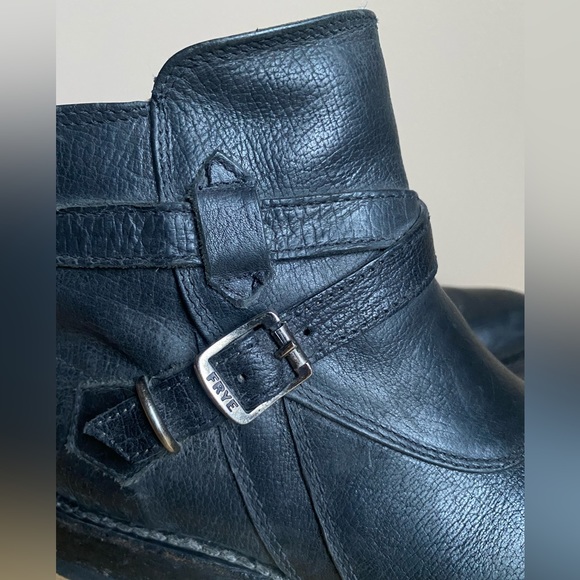 Frye Jayden Cross Strap Leather Boots - Picture 8 of 12